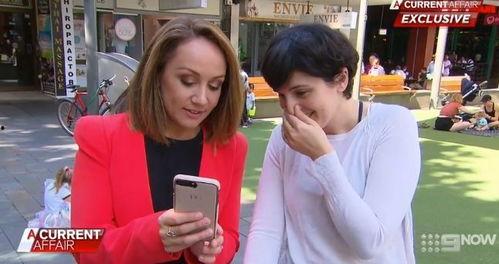 华裔街头吃瓜,感受地道美食魅力