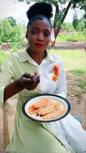 吃梨子好还是吃瓜好呢女生,女生偏爱哪一款？”