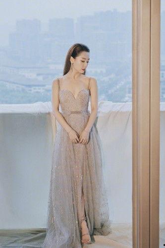 白冰吃大瓜,揭秘明星吃瓜背后的故事