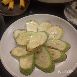 烧烤吃的小瓜,小瓜鲜香四溢，尽享美味时光